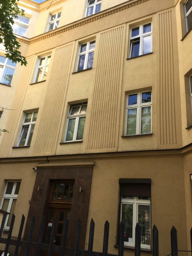 Hugo Apartment Krasków Exterior foto
