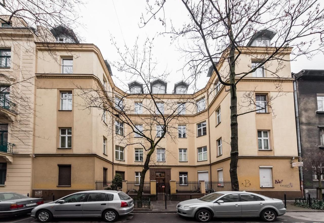 Hugo Apartment Krasków Exterior foto